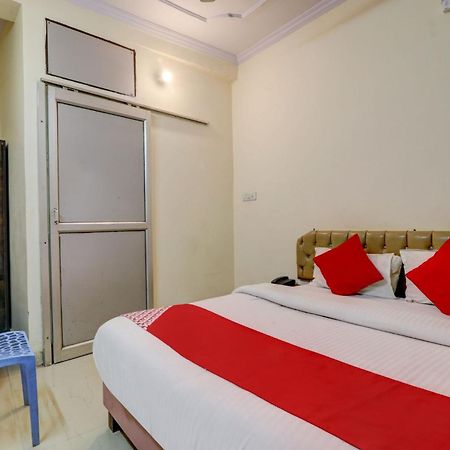 Hotel O Moon Palace Near Sahara Ganj Mall Lakhnau Kültér fotó