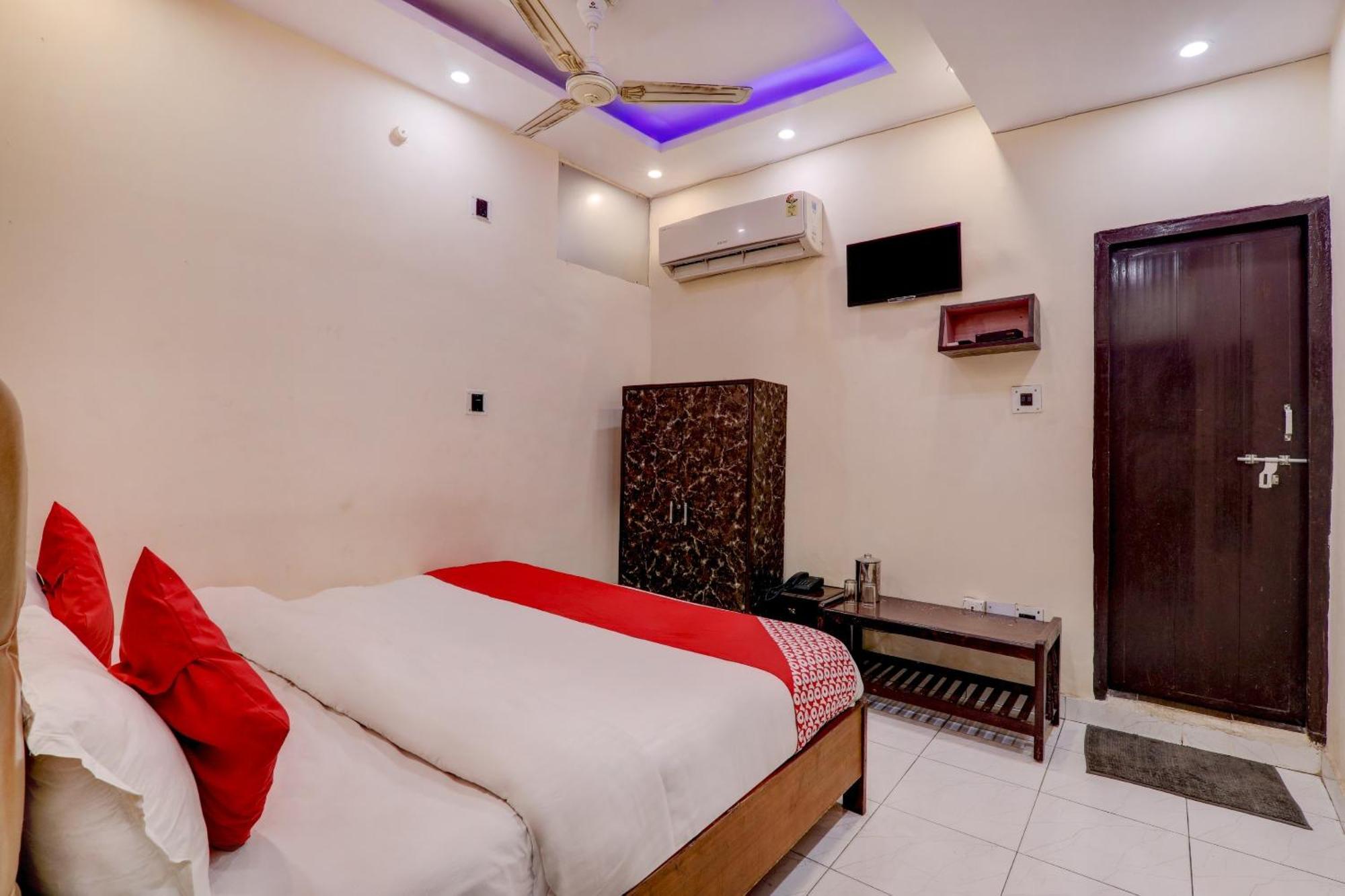 Hotel O Moon Palace Near Sahara Ganj Mall Lakhnau Kültér fotó