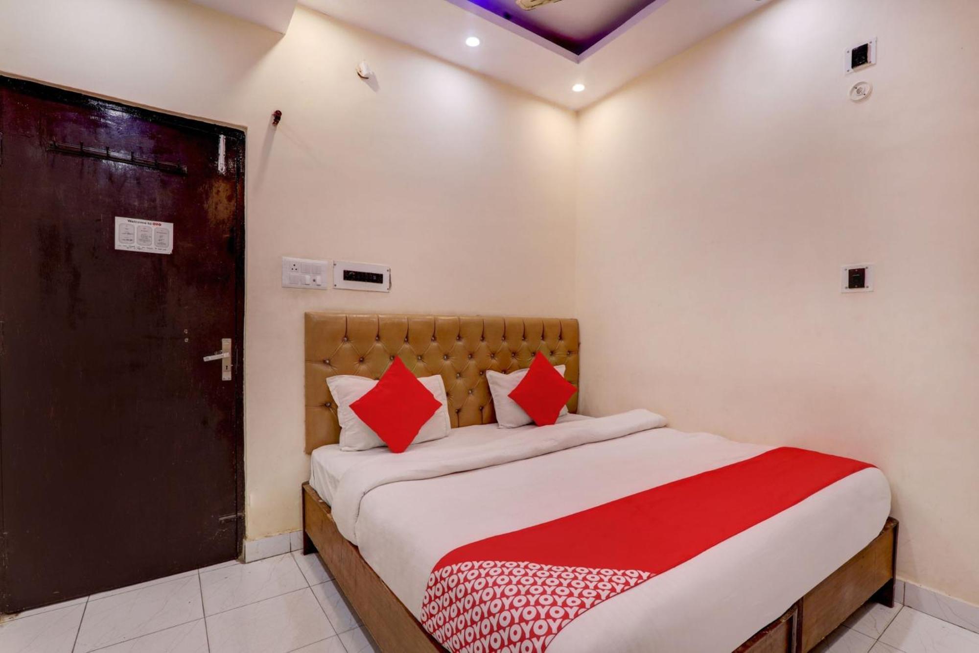 Hotel O Moon Palace Near Sahara Ganj Mall Lakhnau Kültér fotó